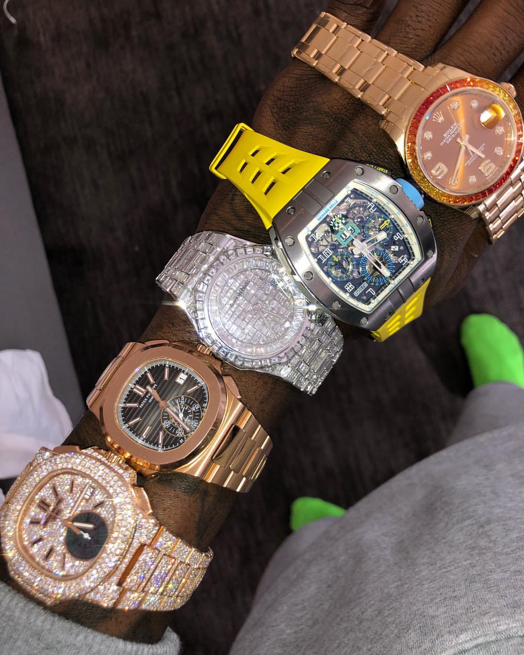 Offset Shows Off Expensive Watch Collection (2)
