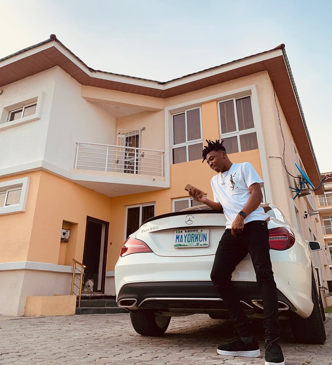 Mayorkun Buys Brand New Mercedes-Benz Ahead Of His 25th Birthday (2)